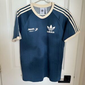 Brand new adidas t shirt size M